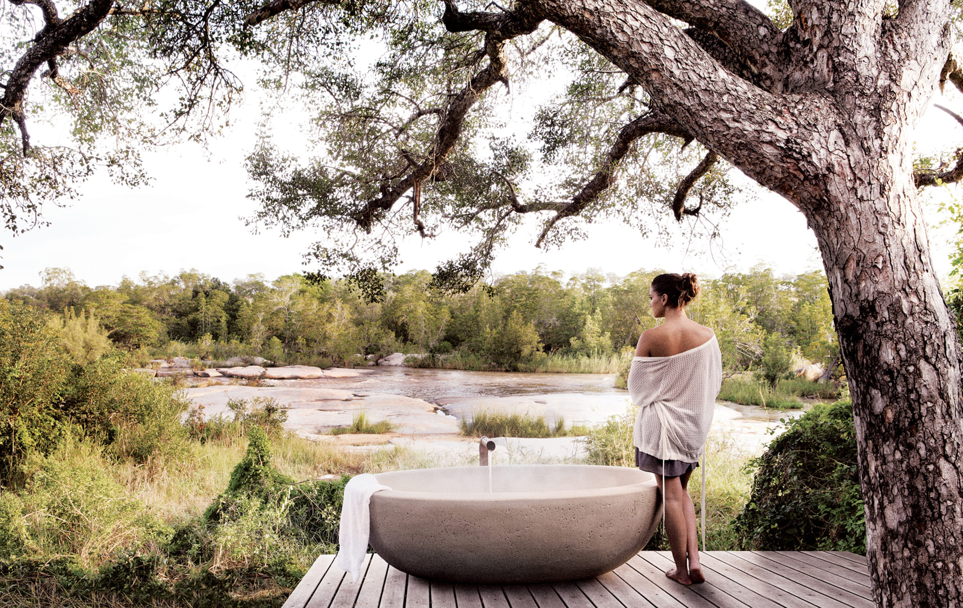 londolozi-granite-suite-bath.jpg
