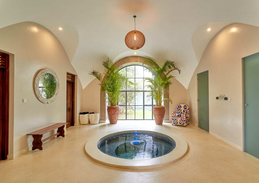 Giraffe Manor spa