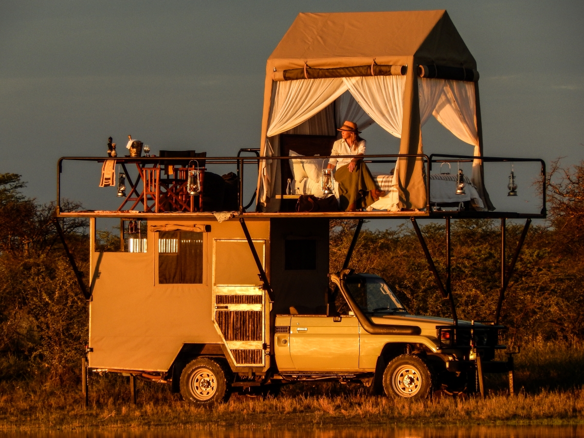 Onguma-The-Fort-Etosha-National-Park-Namibia-dream-cruiser.jpg