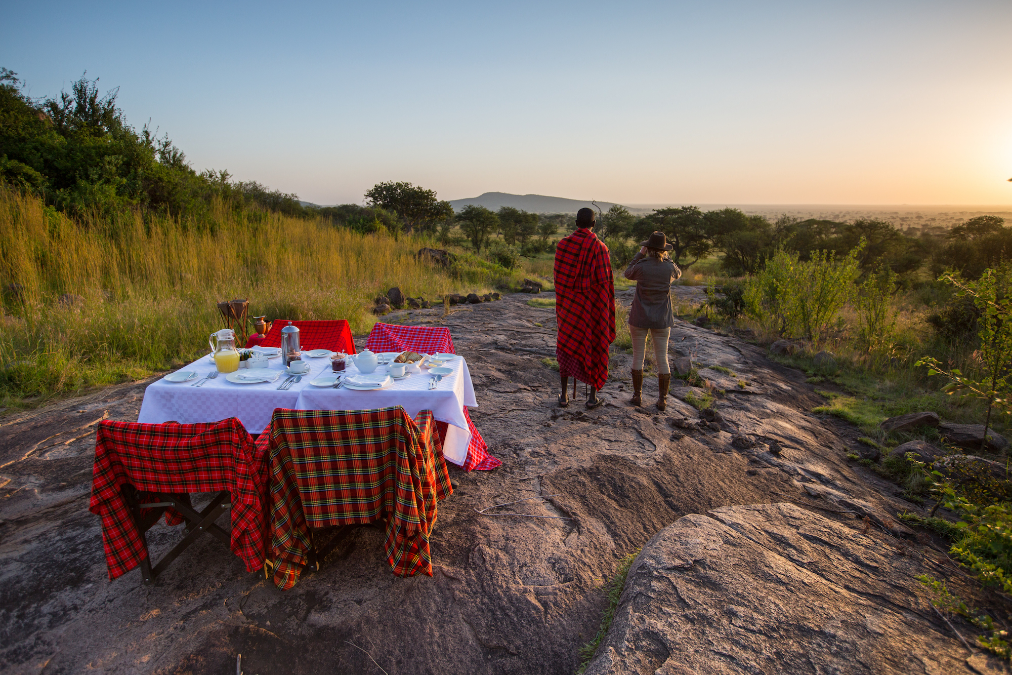 serengeti-pioneer-camp-bush-breakfast-c-silverless.jpg