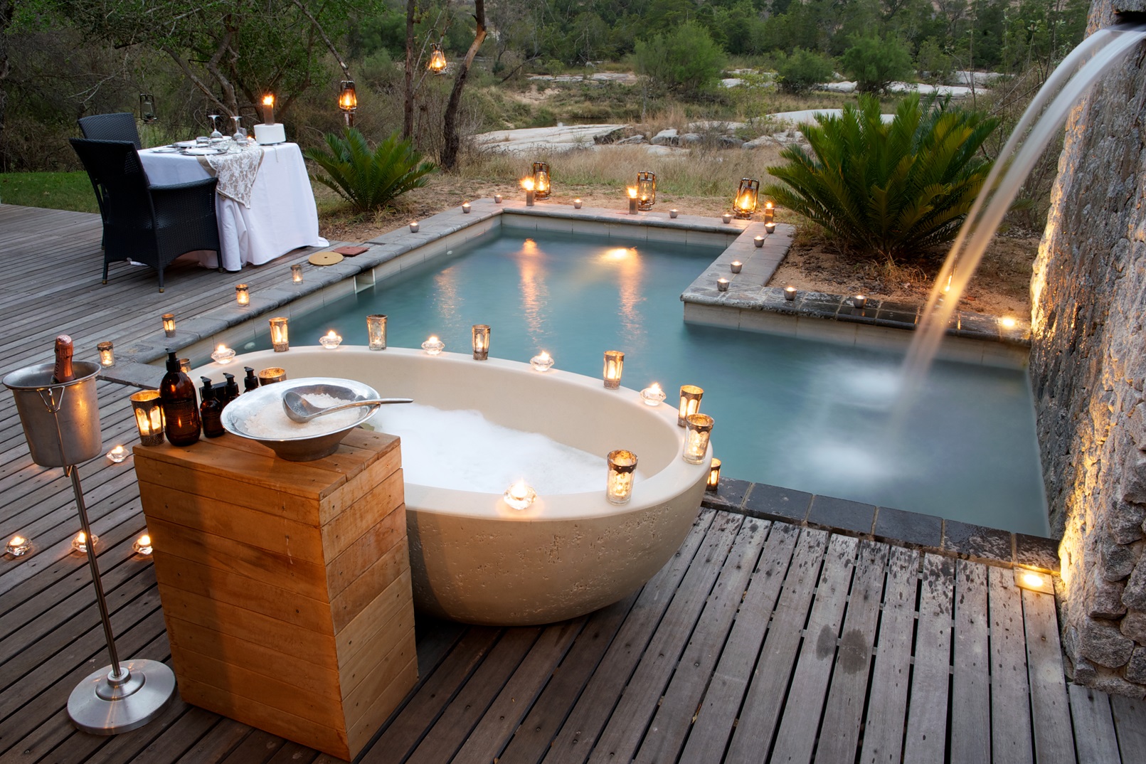 londolozi-private-granite-rooms-suite-deck-plunge-pool-bath-tub-02.jpg