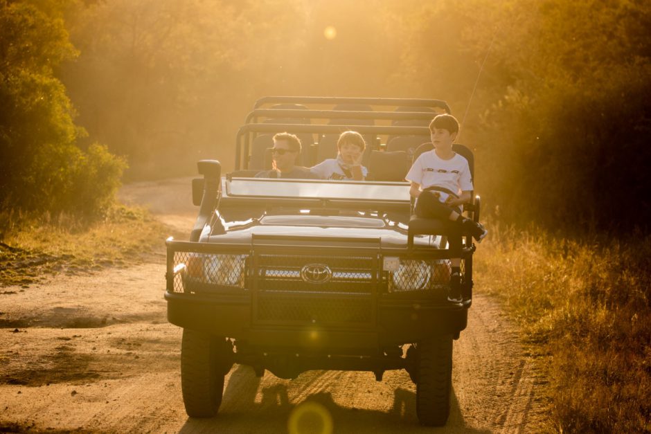 david-and-children-family-safari.jpg