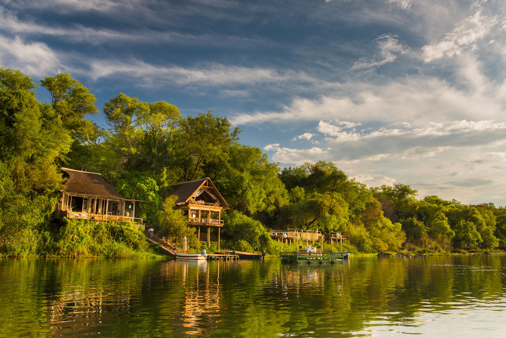 tongabezi-lodge-exterior-view-02.jpeg